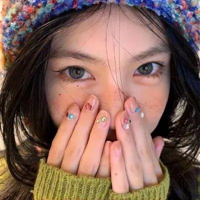 湖边散步